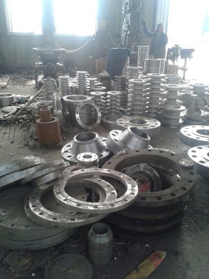 大量现货 锻造国标大型对焊法兰 大型牢固不锈钢法兰生产供应_管件栏目